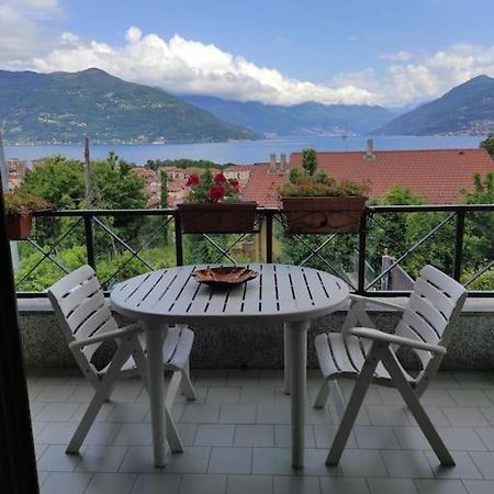 Appartamento Vista Lago Germignaga Bagian luar foto